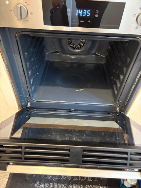 Oven racks cleaning